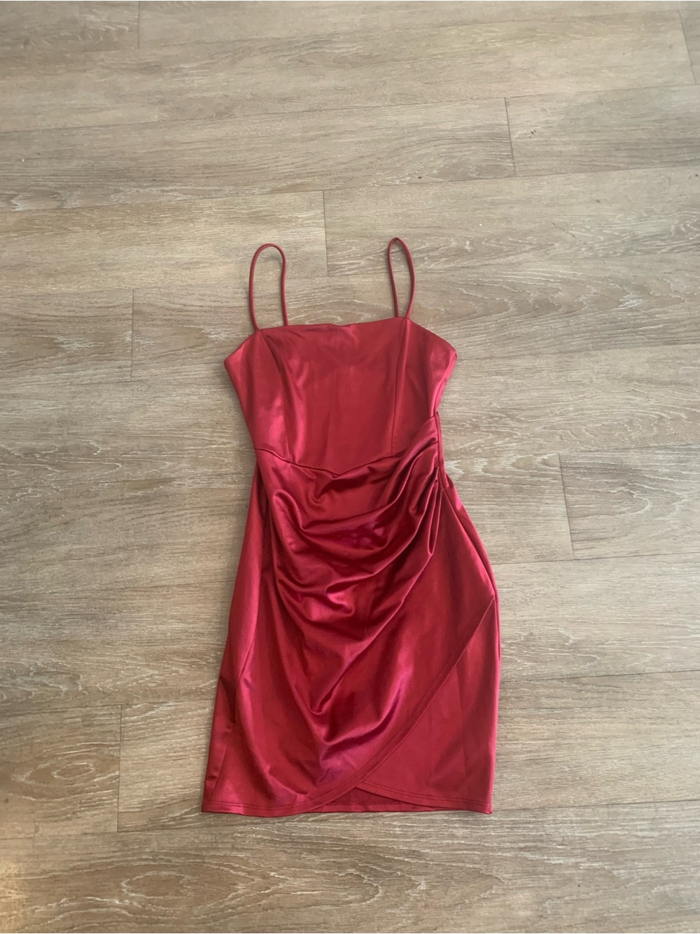 Windsor Red Satin Spaghetti-Strap Dress - Charming Evening Dress Size M